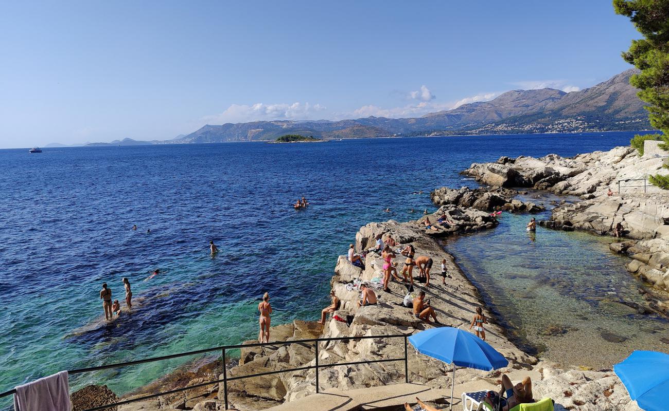 Beach Kamen Mali'in fotoğrafı taşlar yüzey ile