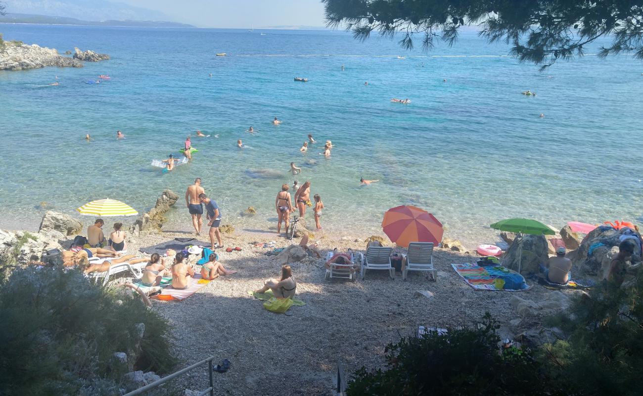 Suha Punta Beach'in fotoğrafı hafif çakıl yüzey ile