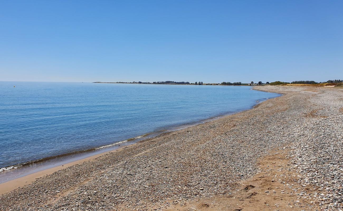 Mandria beach'in fotoğrafı bej kum ve çakıl yüzey ile
