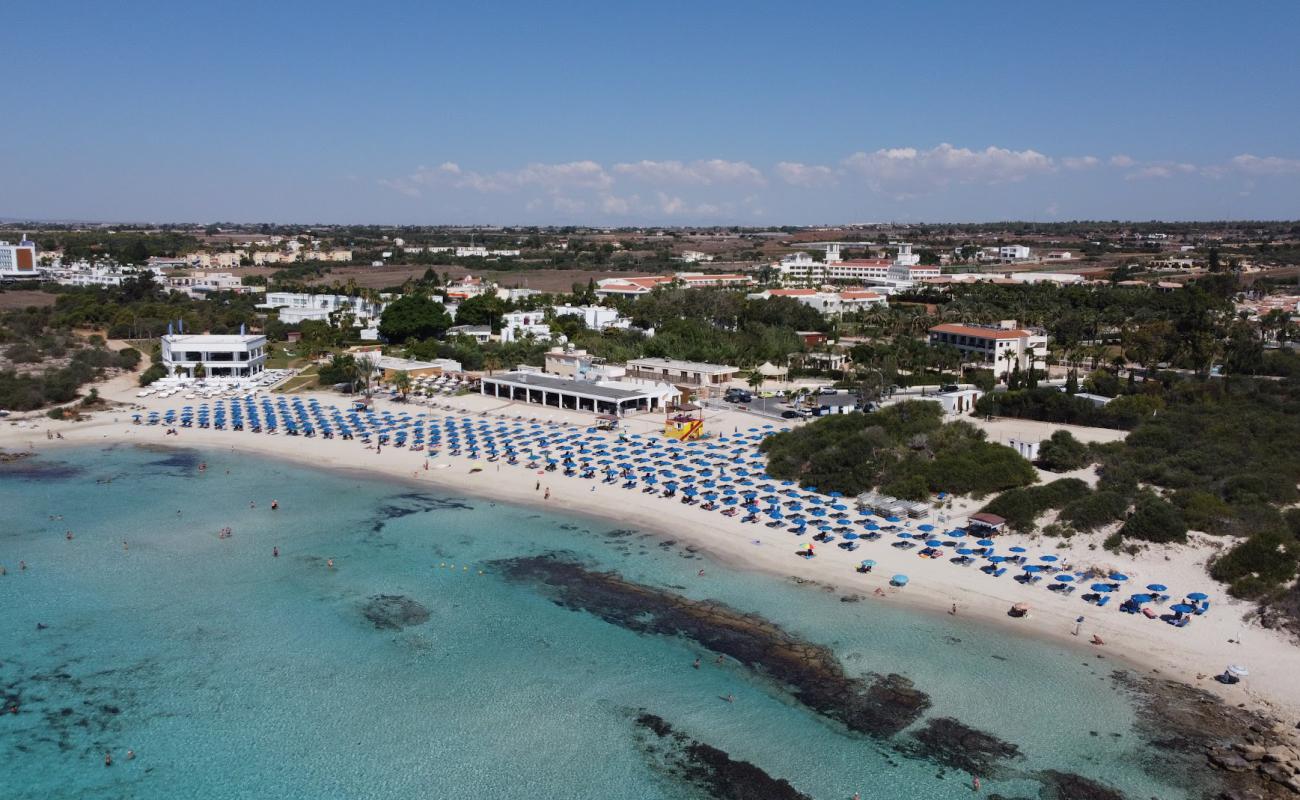 Landa beach'in fotoğrafı parlak ince kum yüzey ile