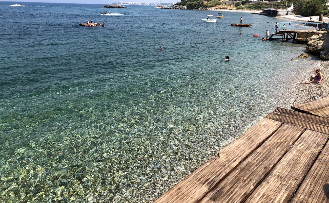 Denizkizi beach II'in fotoğrafı gri çakıl taşı yüzey ile