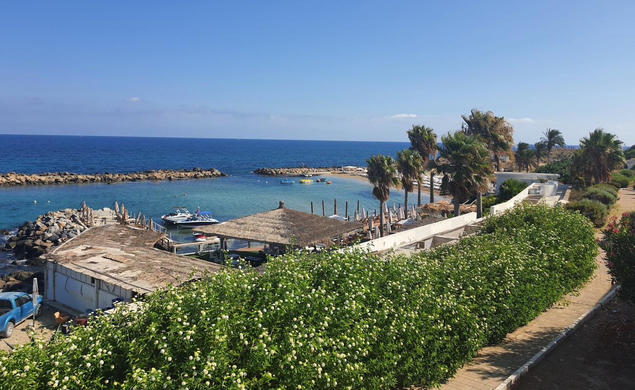 Camelot Beach'in fotoğrafı açık bej kum yüzey ile