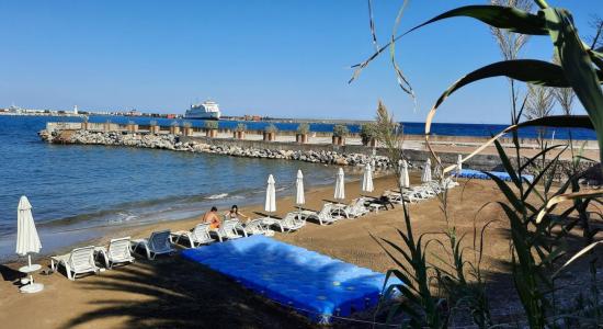 Oscar Resort Beach