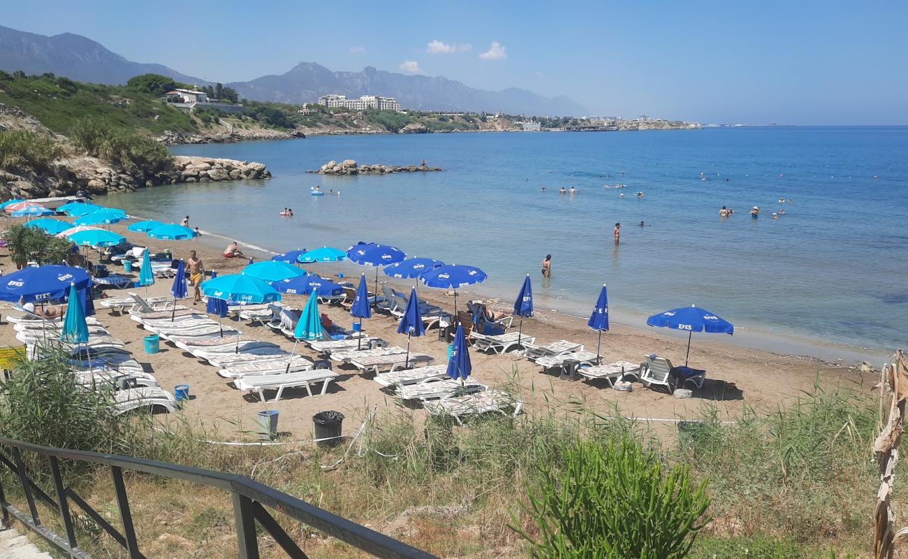 Diana Beach'in fotoğrafı açık bej kum yüzey ile
