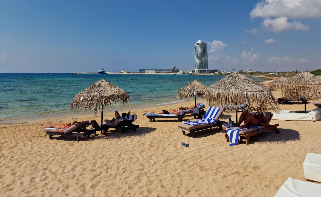 Dome Beach'in fotoğrafı açık bej kum yüzey ile
