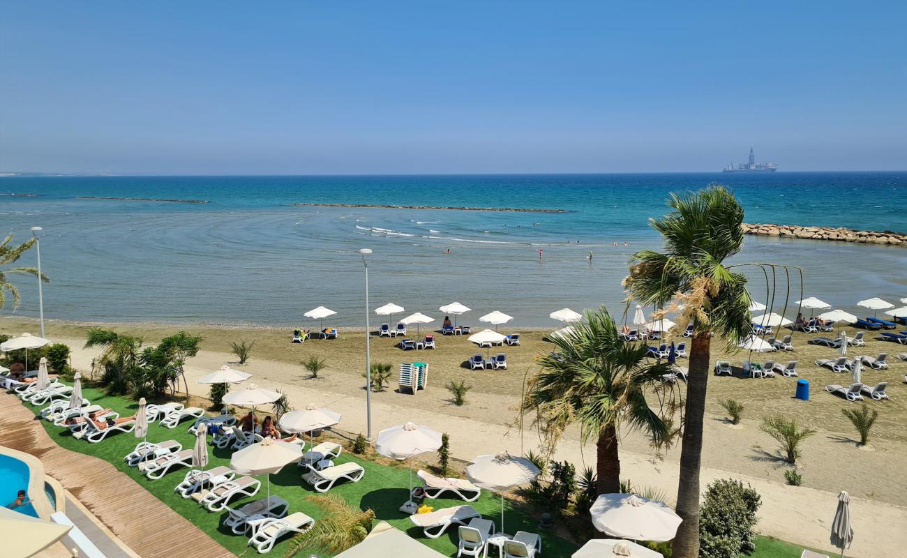 Alamo Beach'in fotoğrafı gri kum yüzey ile