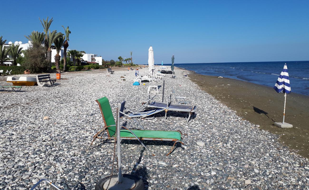 Spyros Seaside Beach'in fotoğrafı gri çakıl taşı yüzey ile