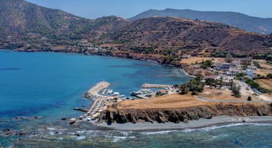 Pomos Beach