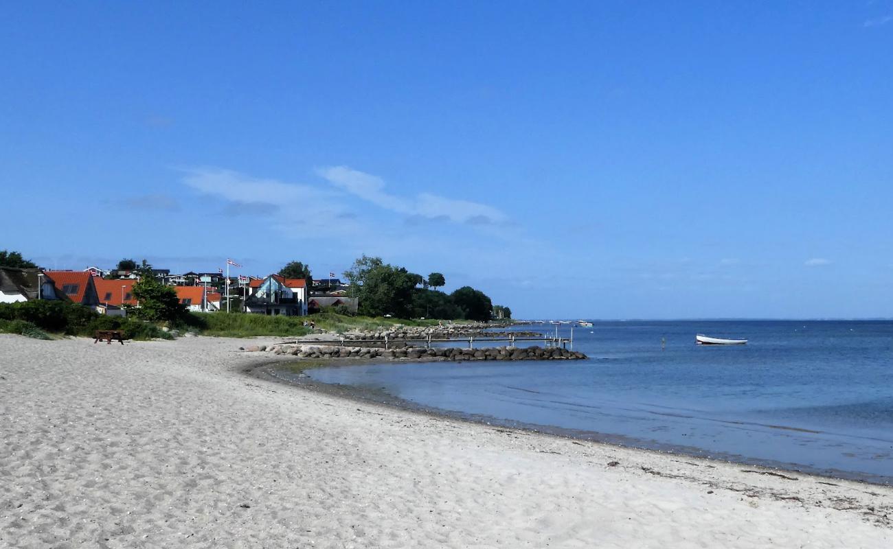Hejlsminde Beach'in fotoğrafı açık bej kum yüzey ile
