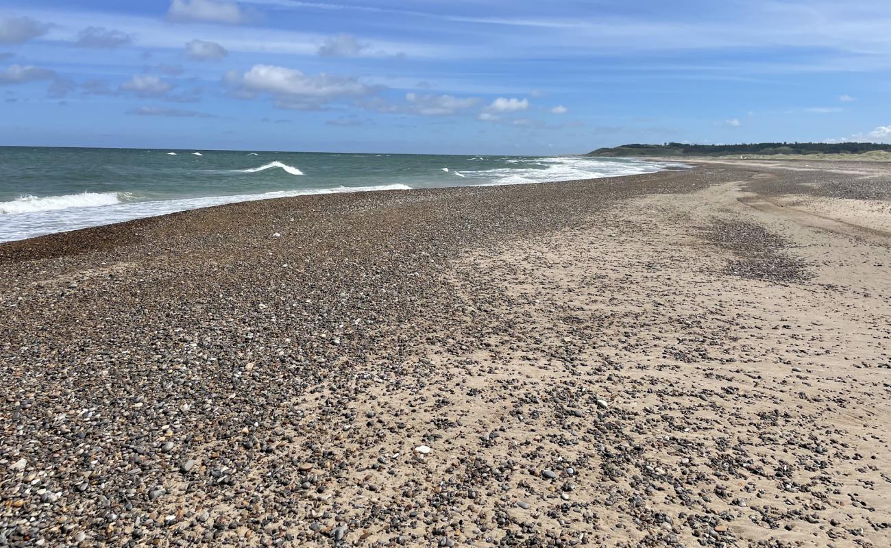 Gronne Beach'in fotoğrafı parlak kum yüzey ile