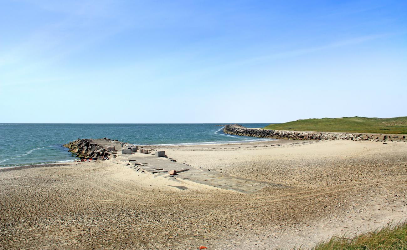 Hofde Beach'in fotoğrafı parlak kum yüzey ile