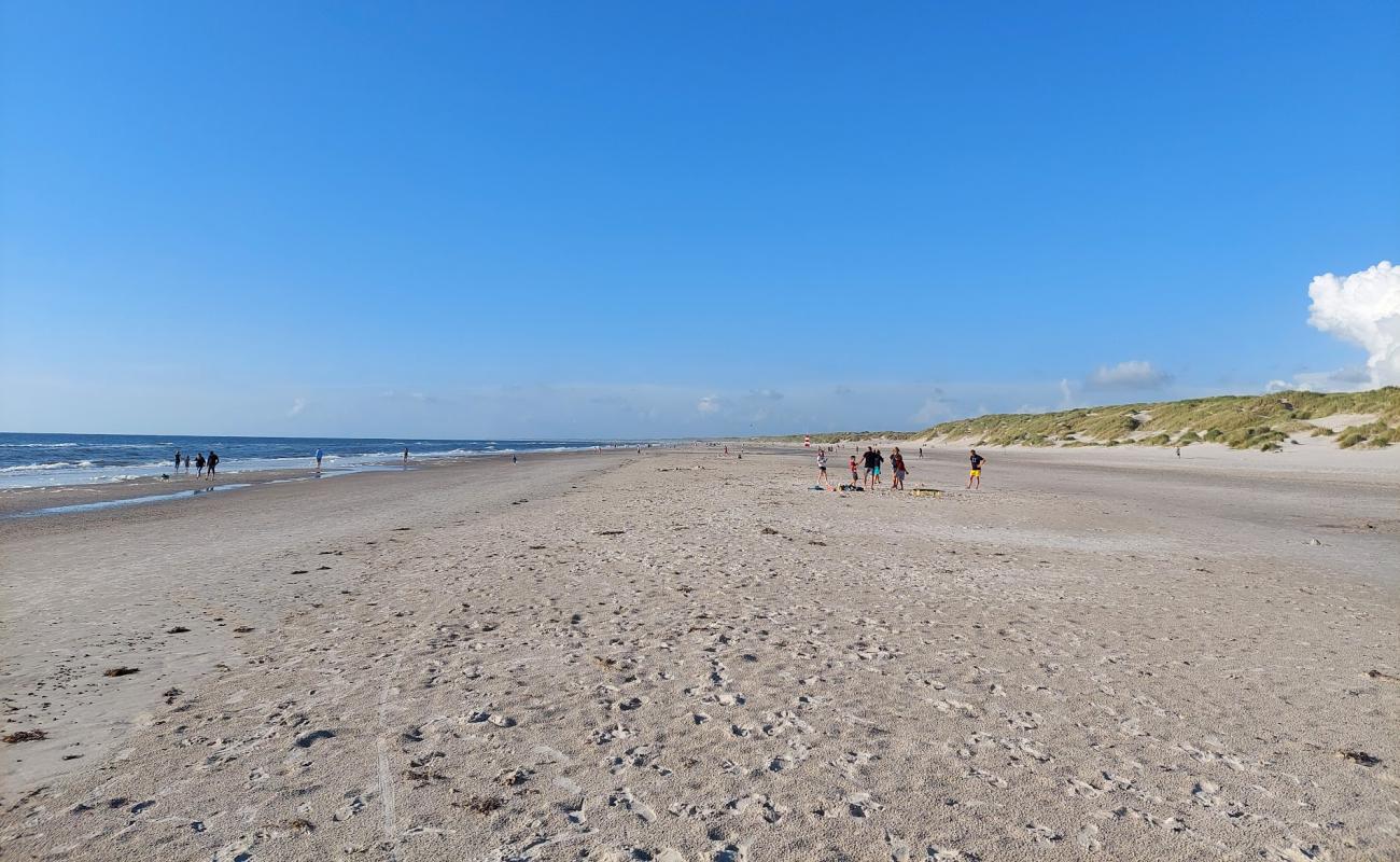 Henne Beach'in fotoğrafı parlak kum yüzey ile