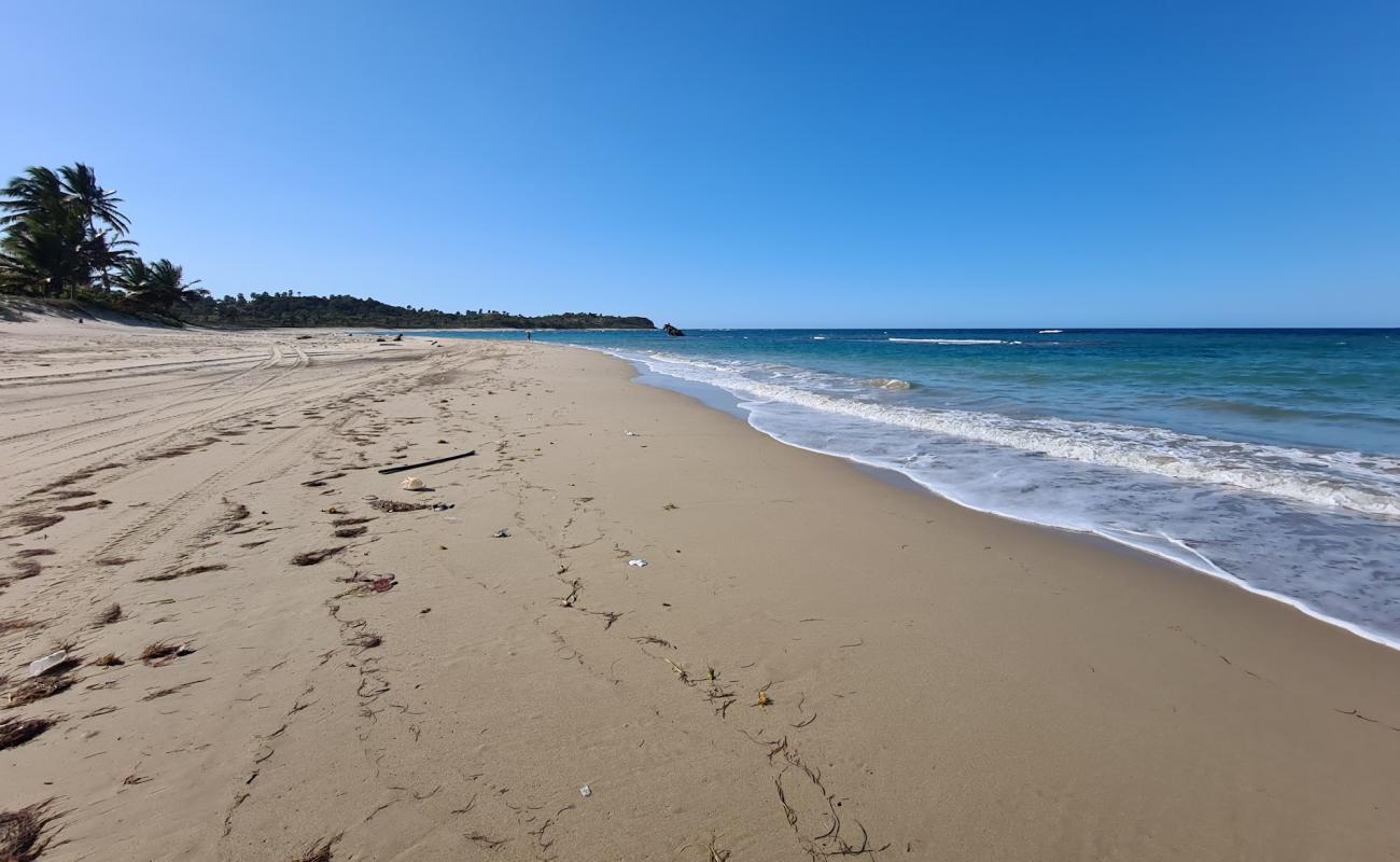 Playa Las Ojaldras'in fotoğrafı açık bej kum yüzey ile