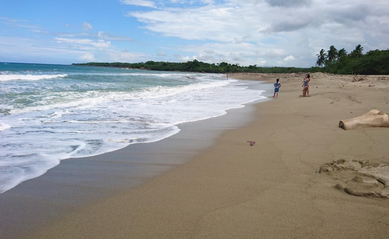 Playa de Cangrejo II'in fotoğrafı parlak kum yüzey ile