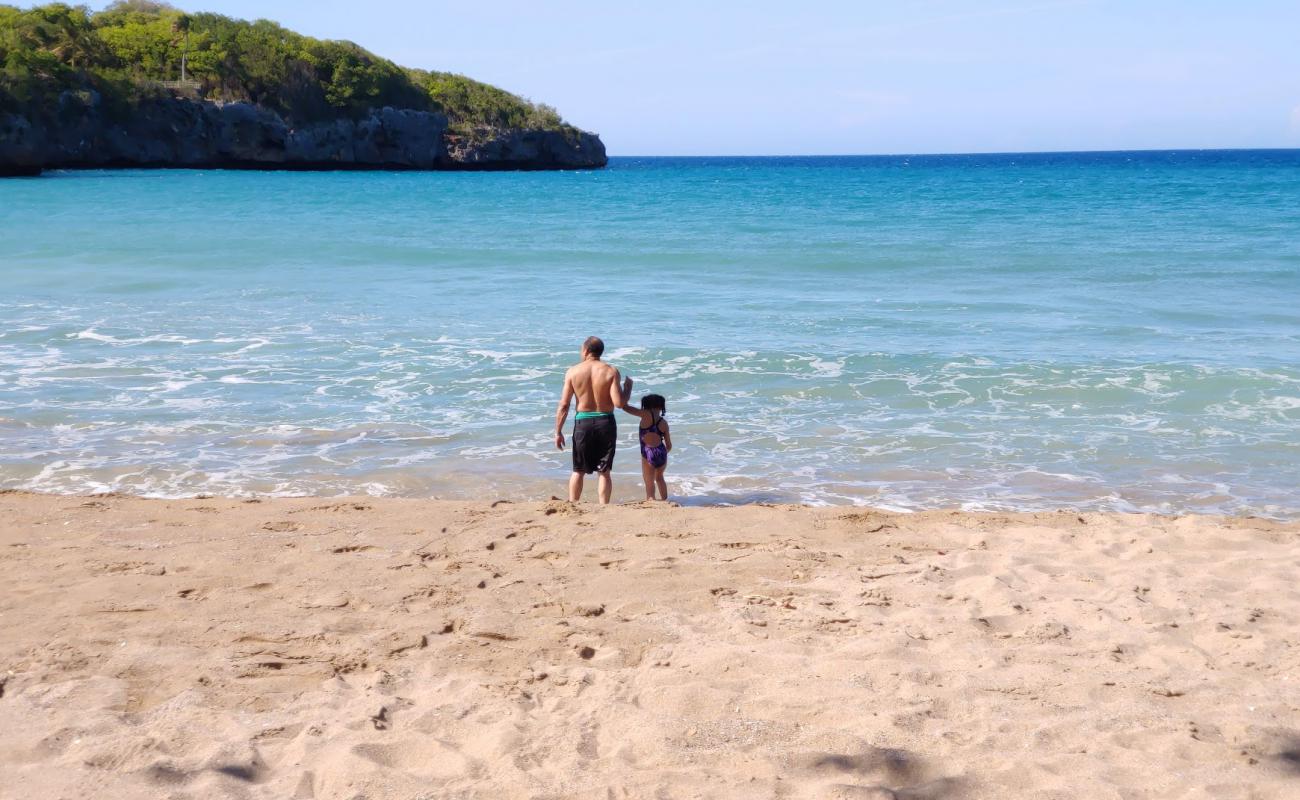Playa Puerto chiquito'in fotoğrafı i̇nce bej kum yüzey ile