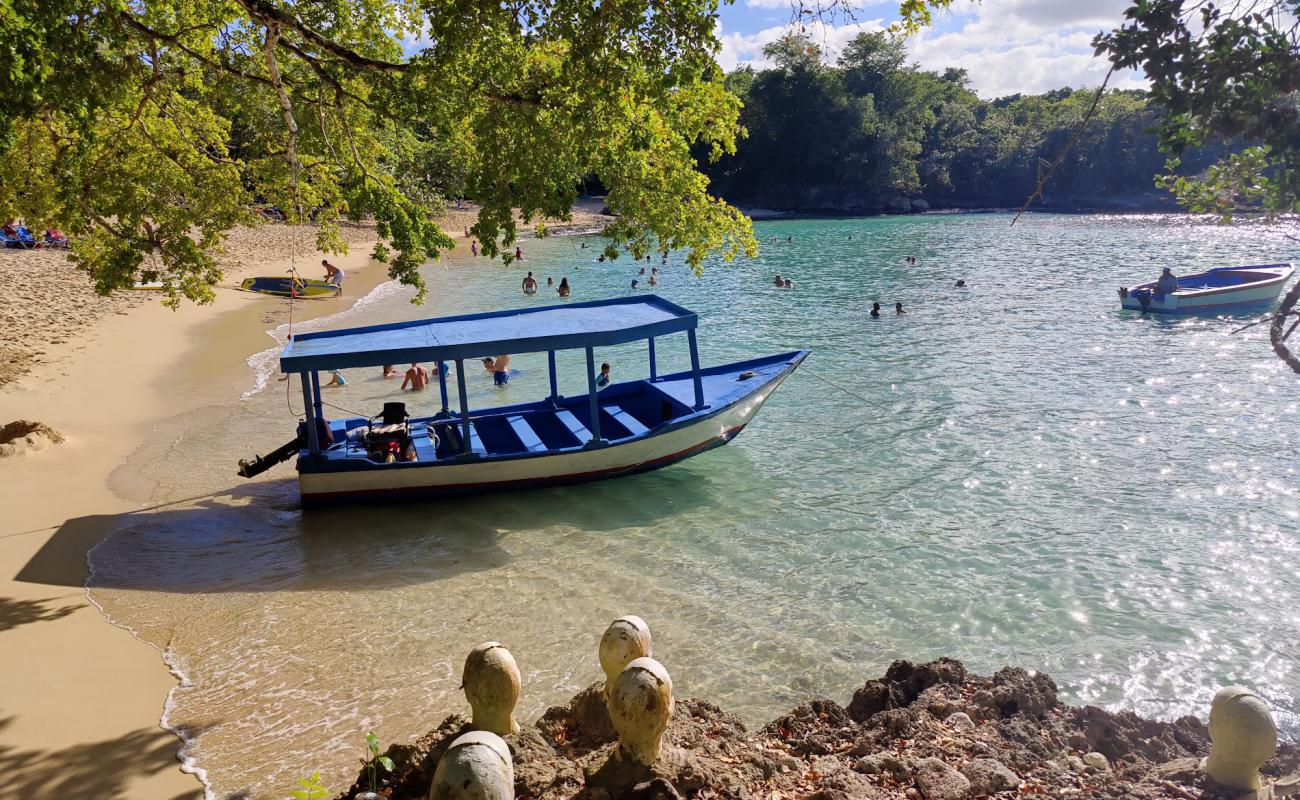 Caleton Plajı'in fotoğrafı parlak ince kum yüzey ile