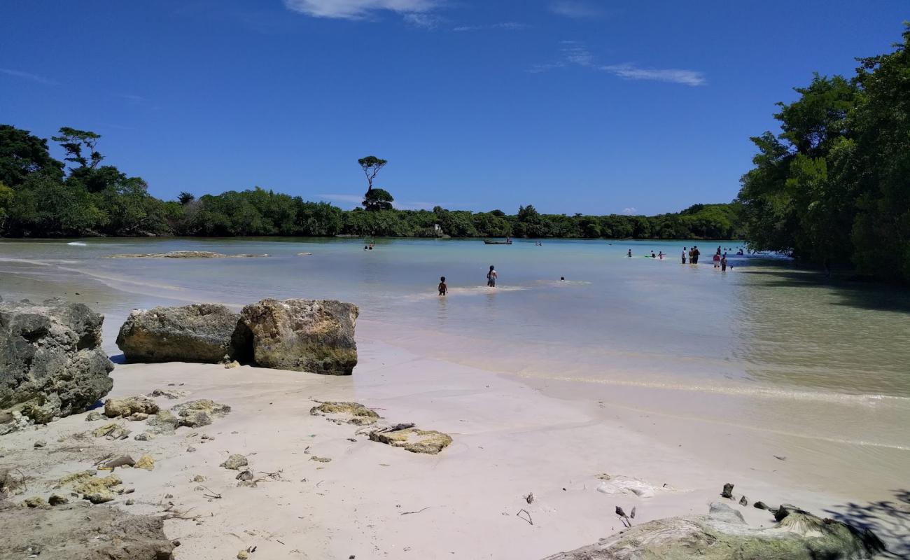 Playa El Diamante'in fotoğrafı i̇nce bej kum yüzey ile