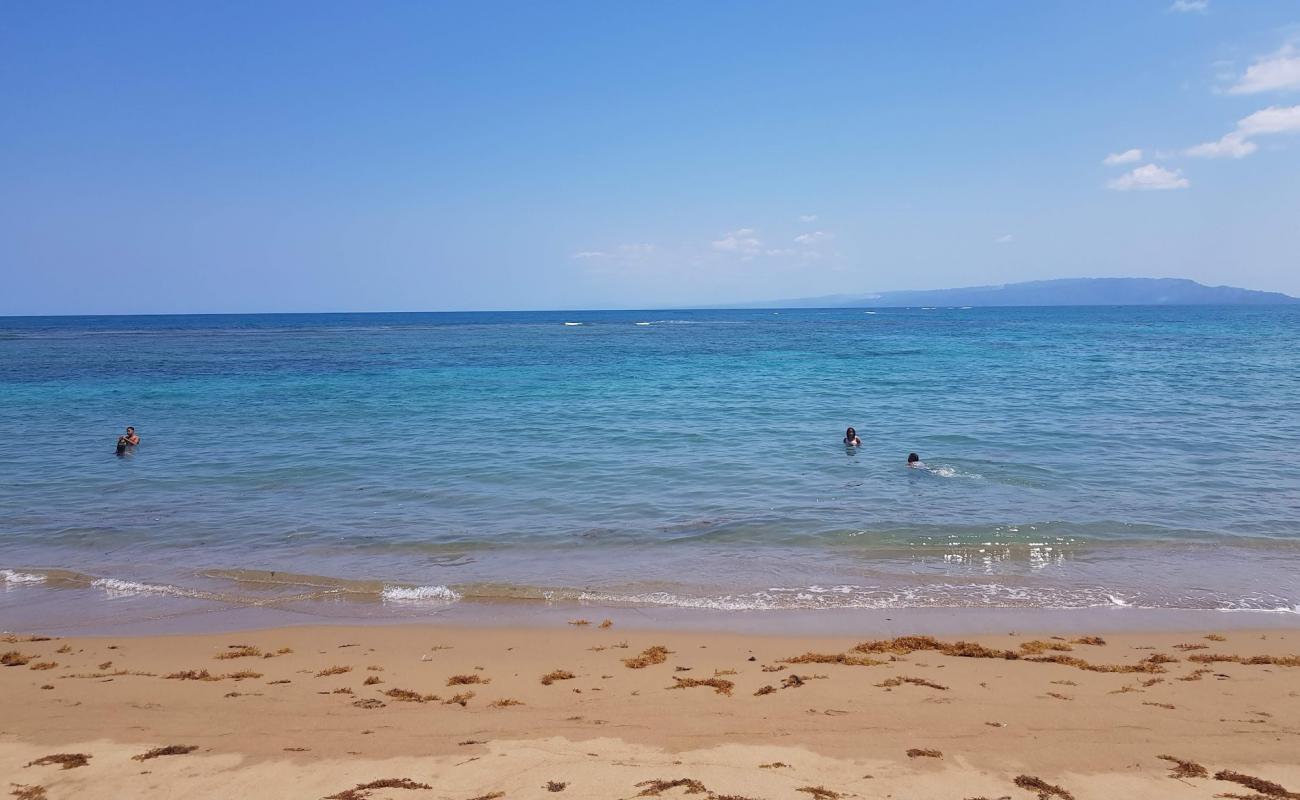 Playa Poza de Bojolo'in fotoğrafı i̇nce bej kum yüzey ile