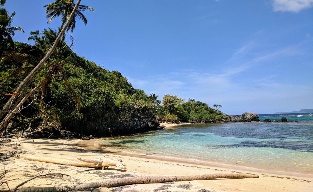 Playa el Ermitano'in fotoğrafı parlak ince kum yüzey ile