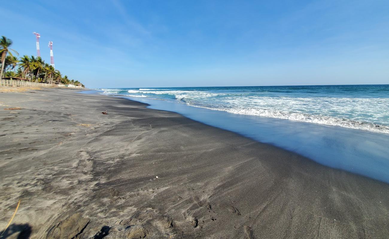 Amatecampo beach'in fotoğrafı gri kum yüzey ile