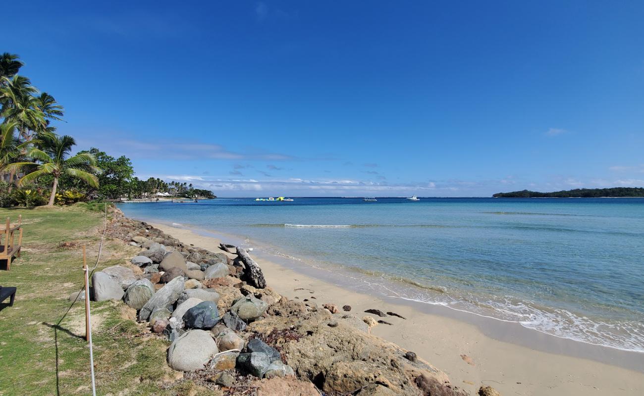 Cuvu Beach'in fotoğrafı parlak kum yüzey ile