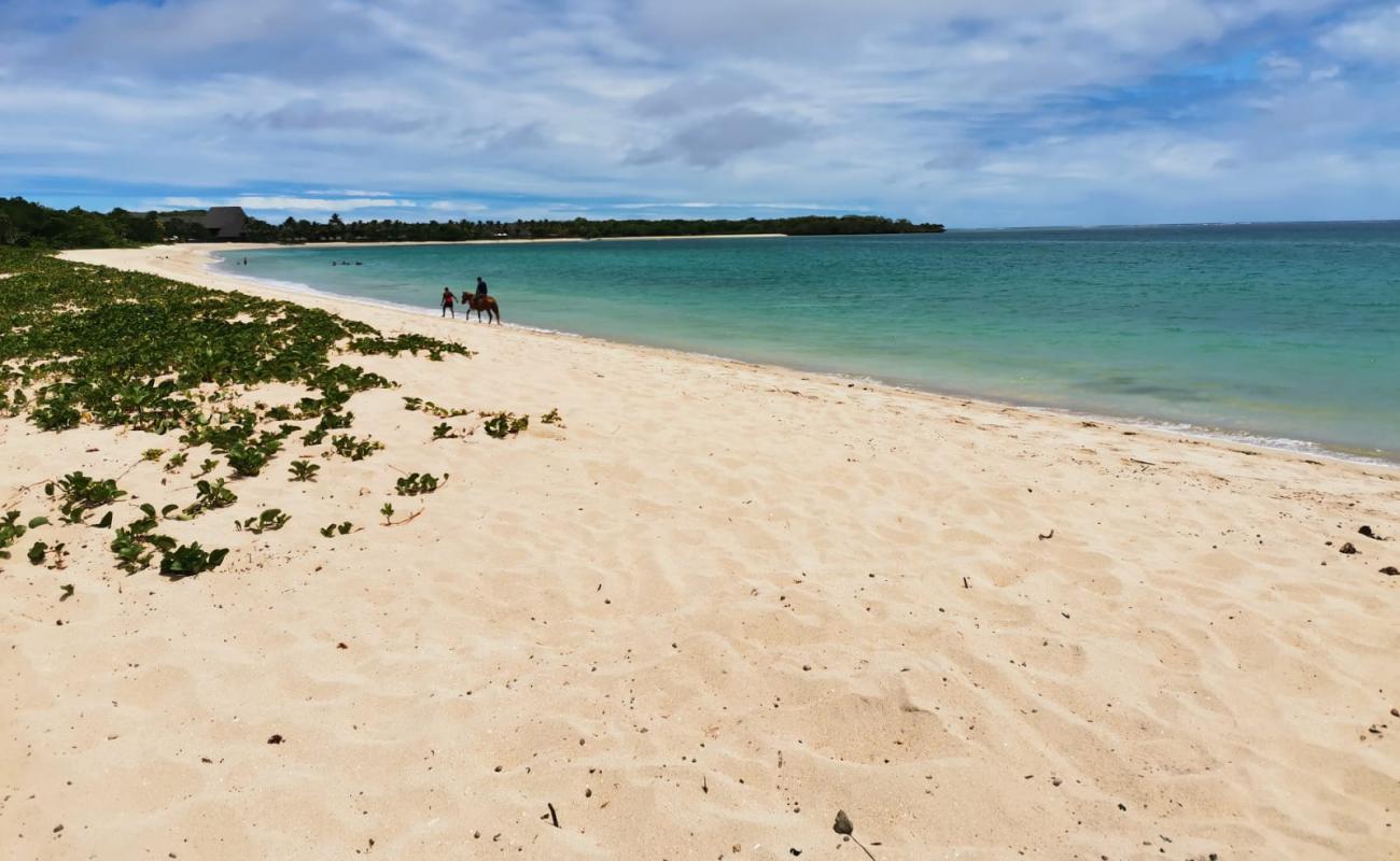 Natadola Beach'in fotoğrafı parlak kum yüzey ile