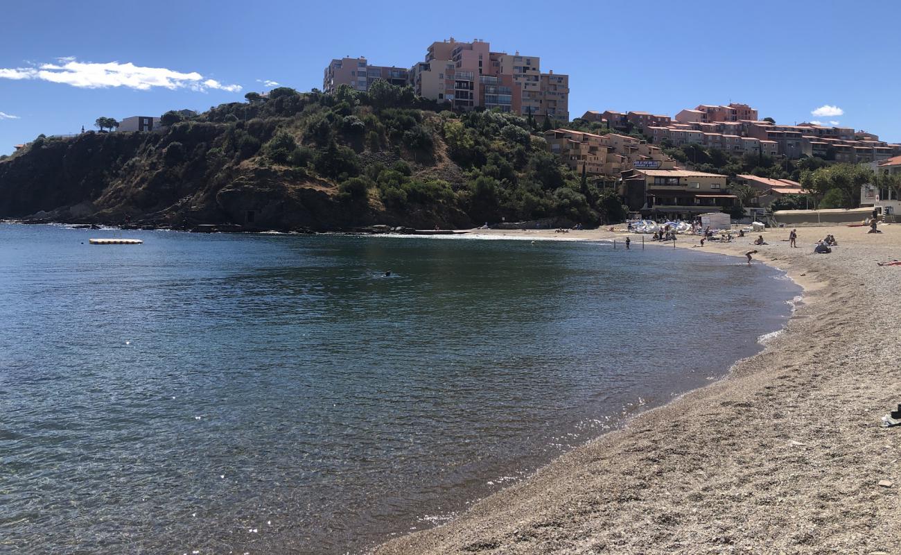 Elmes Plajı'in fotoğrafı küçük bej çakıl yüzey ile