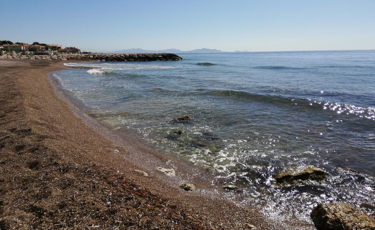 Sausset-les-Pins beach'in fotoğrafı bej kum ve çakıl yüzey ile