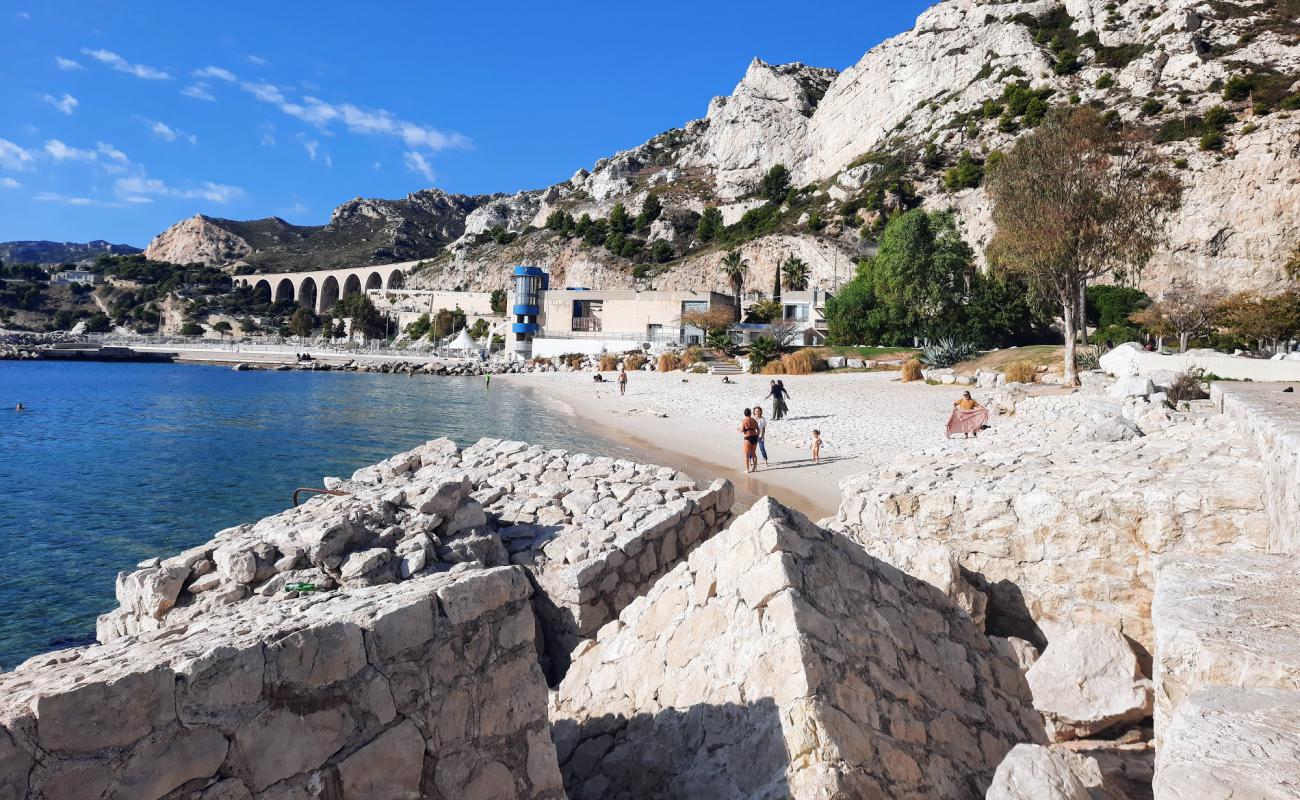 Plage de la Lave'in fotoğrafı parlak ince kum yüzey ile