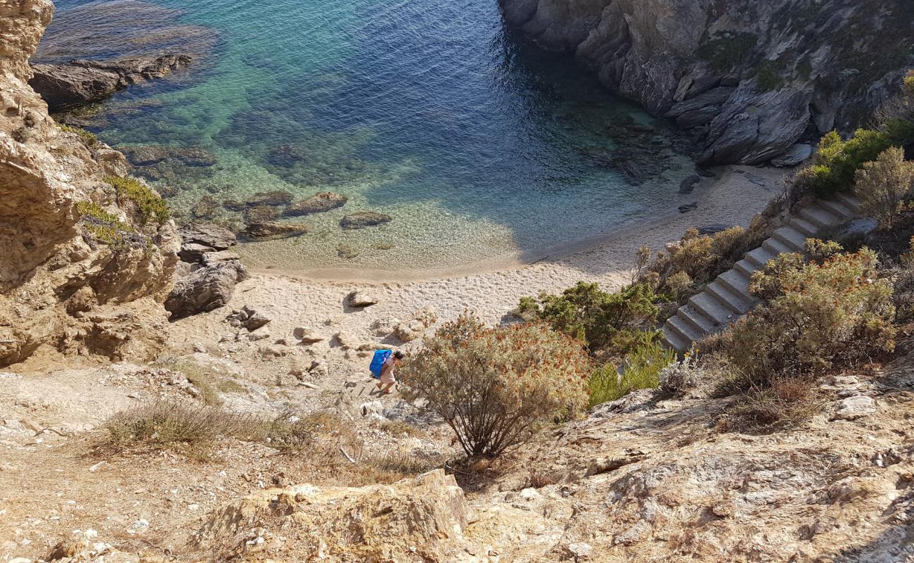 Plage la Polynesie'in fotoğrafı küçük bej çakıl yüzey ile