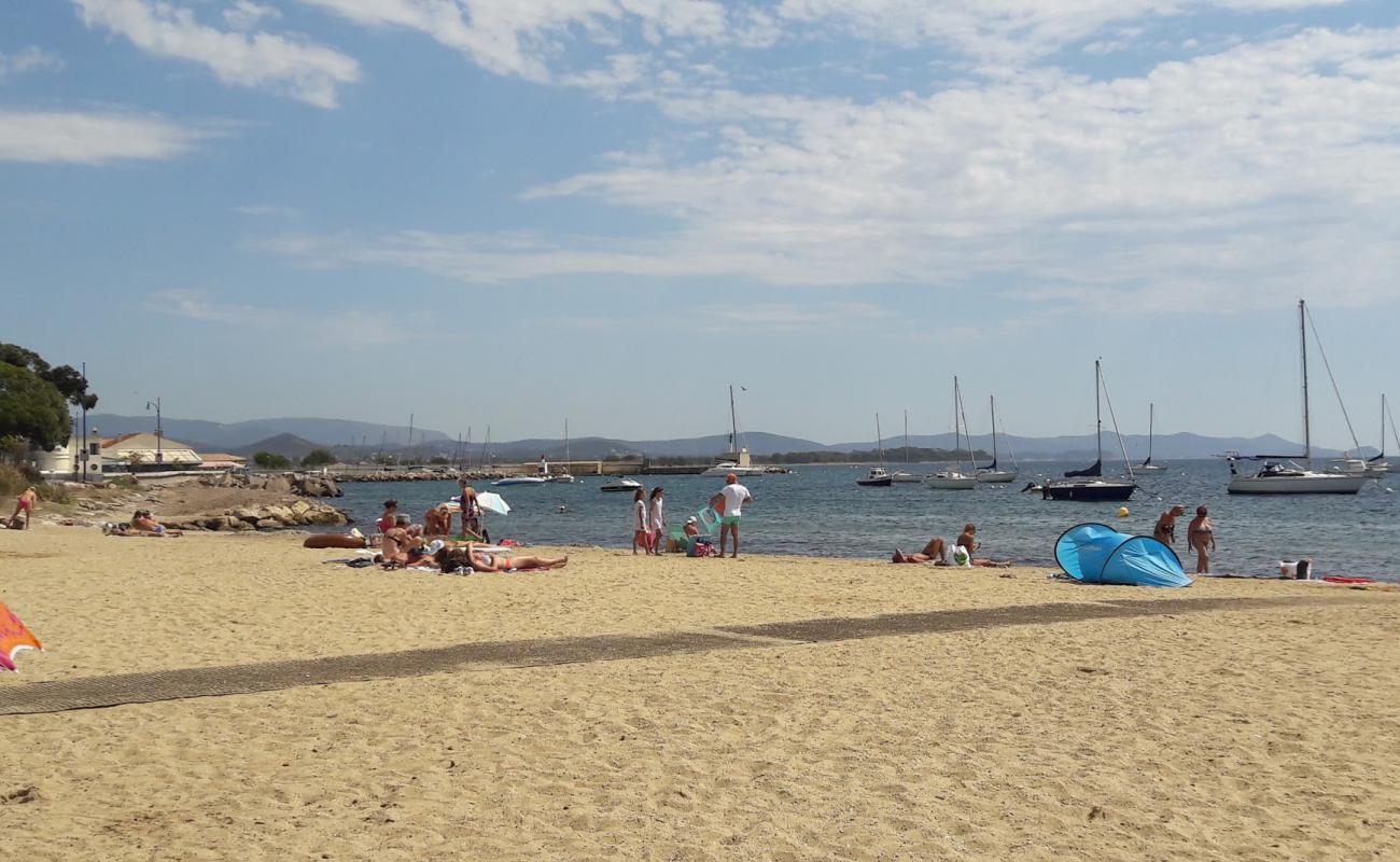Station beach'in fotoğrafı açık bej kum yüzey ile
