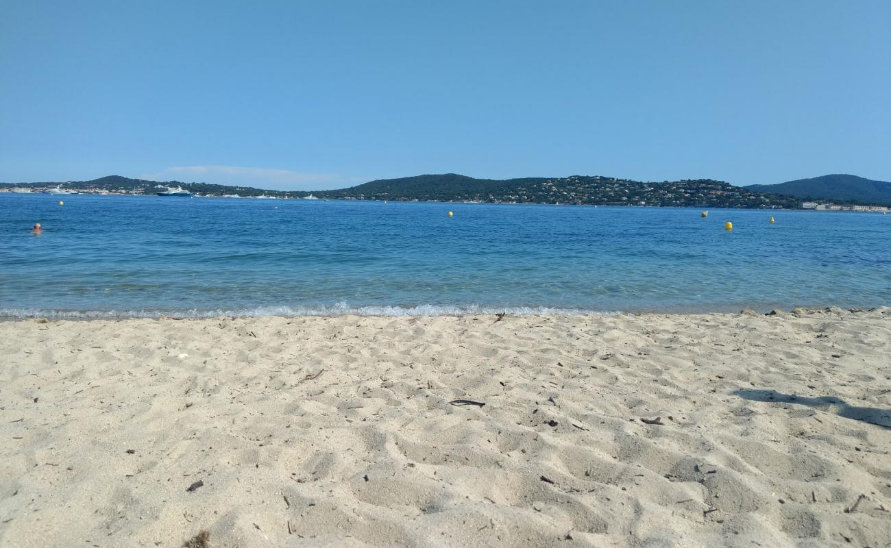 Plage du Gros Pin'in fotoğrafı açık bej kum yüzey ile