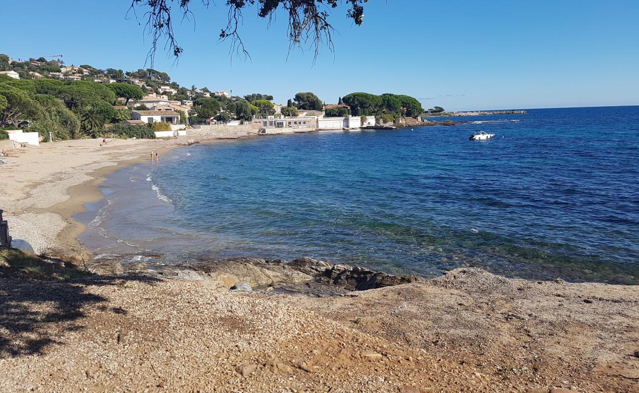 Peiras beach'in fotoğrafı açık bej kum yüzey ile