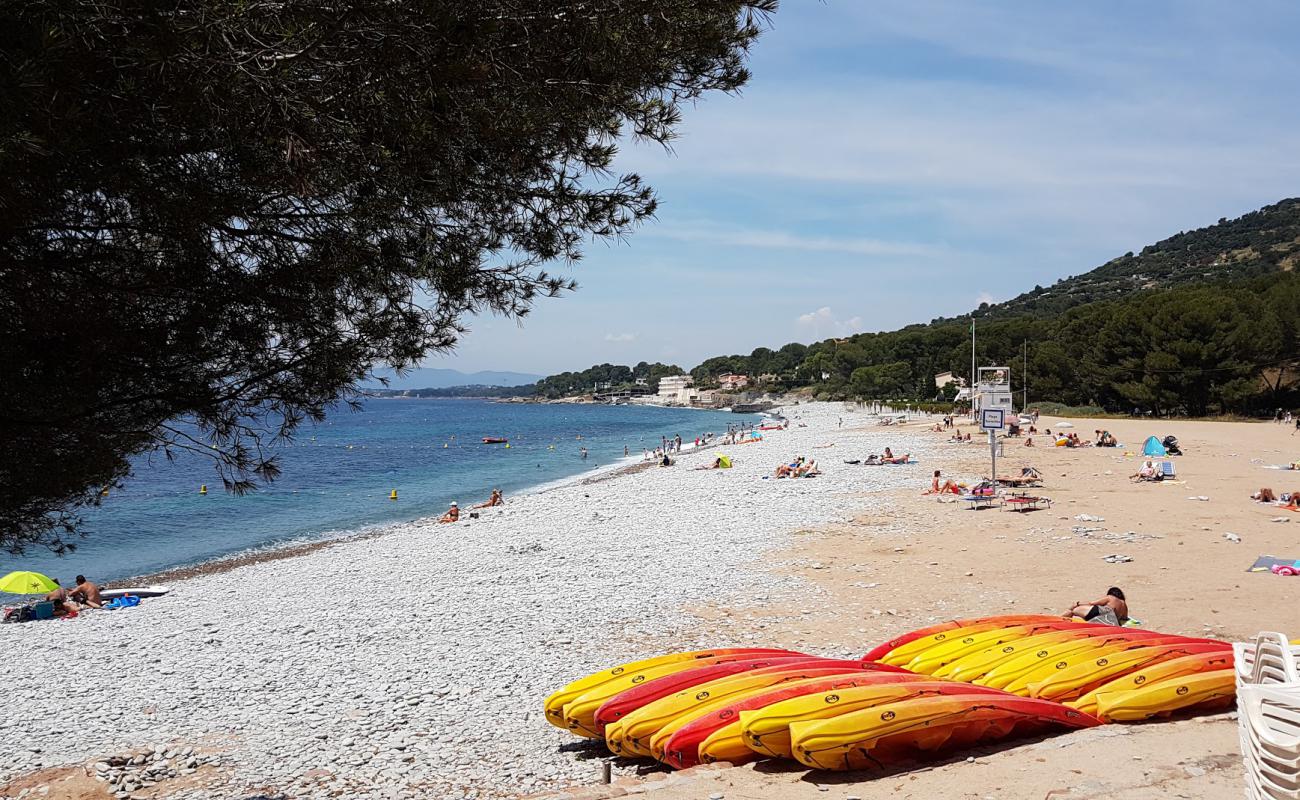 Plage du Debarquement'in fotoğrafı çakıl ile kum yüzey ile