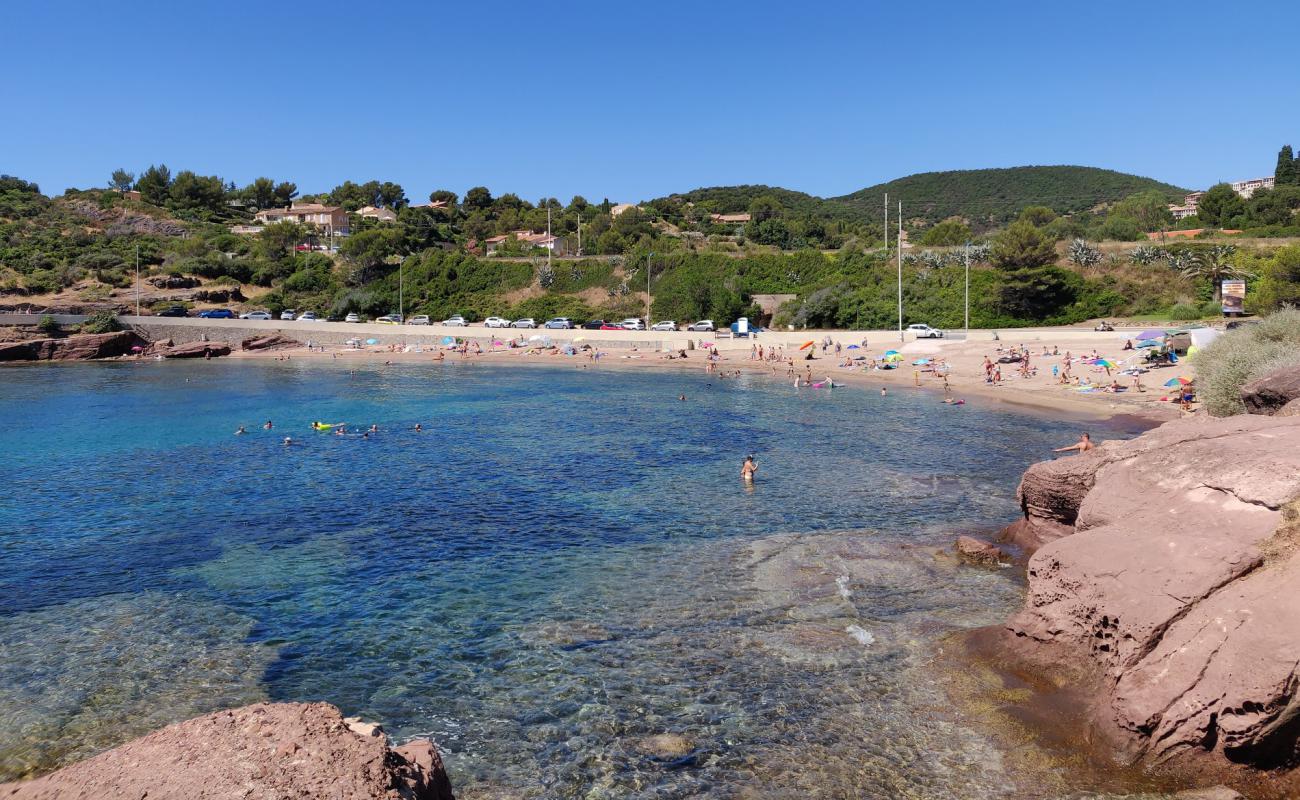 Plage du Pourrousset'in fotoğrafı parlak kum yüzey ile