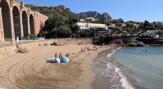 Calanque d'AnthEor Plajı