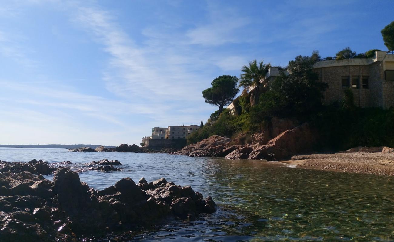 Plage de la Mirandole'in fotoğrafı hafif çakıl yüzey ile