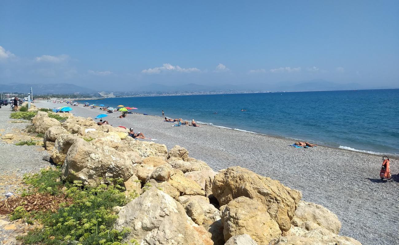Plage de la Fontonne'in fotoğrafı bej çakıl yüzey ile