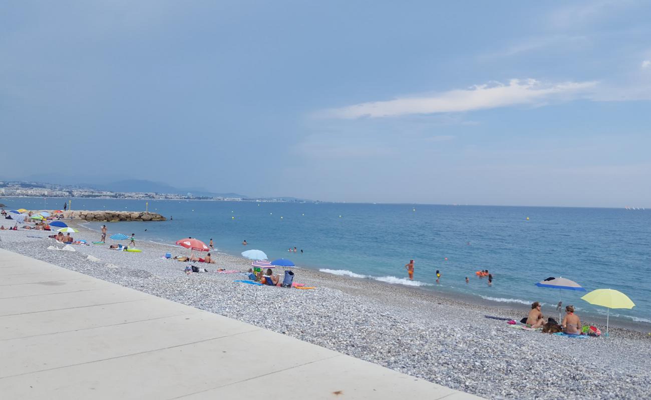 Plage de I'Hippodrome'in fotoğrafı hafif çakıl yüzey ile