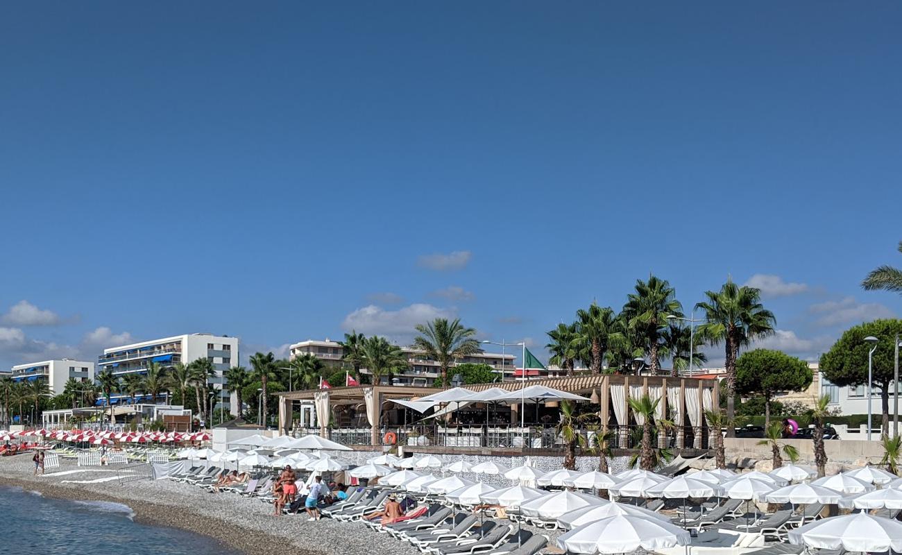 Plage de la Serre II'in fotoğrafı hafif çakıl yüzey ile