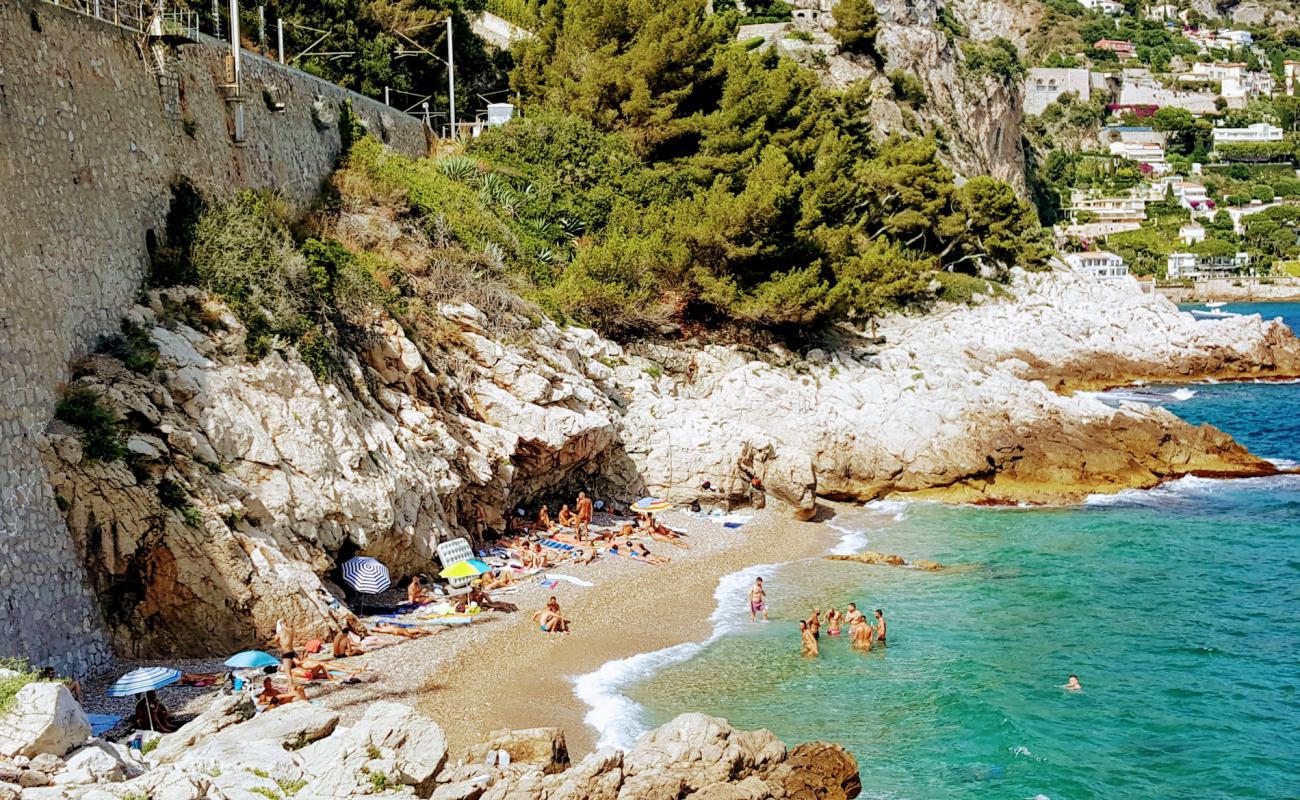 Criques du Cap Estel'in fotoğrafı hafif ince çakıl taş yüzey ile