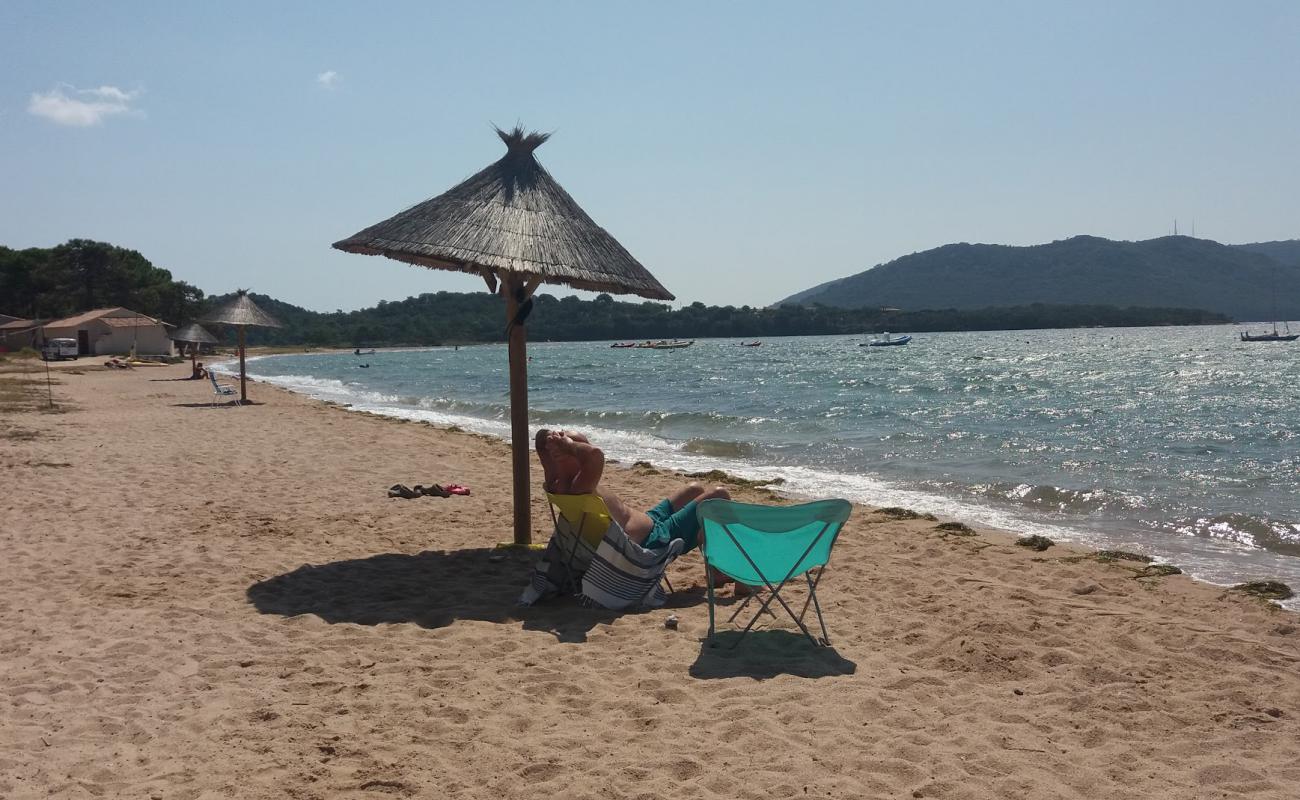 Plage Punta di Benedettu II'in fotoğrafı açık bej kum yüzey ile