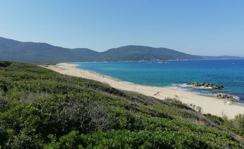 Capu Laurosu beach'in fotoğrafı parlak ince kum yüzey ile