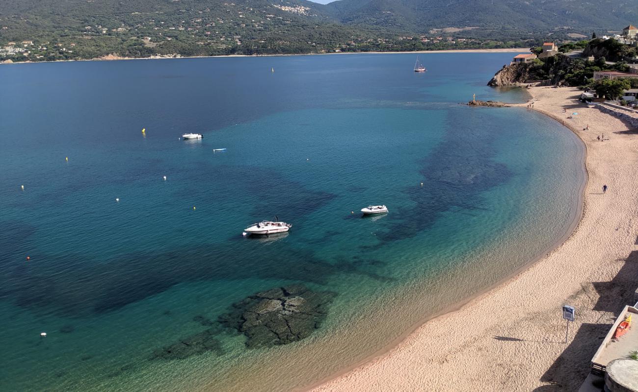 Plage de Propriano'in fotoğrafı i̇nce bej kum yüzey ile
