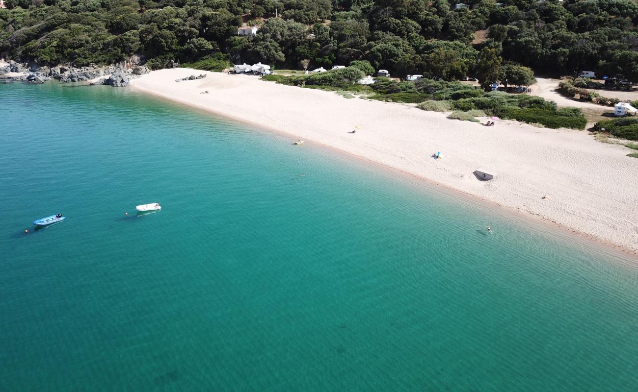 Campitellu beach'in fotoğrafı parlak ince kum yüzey ile