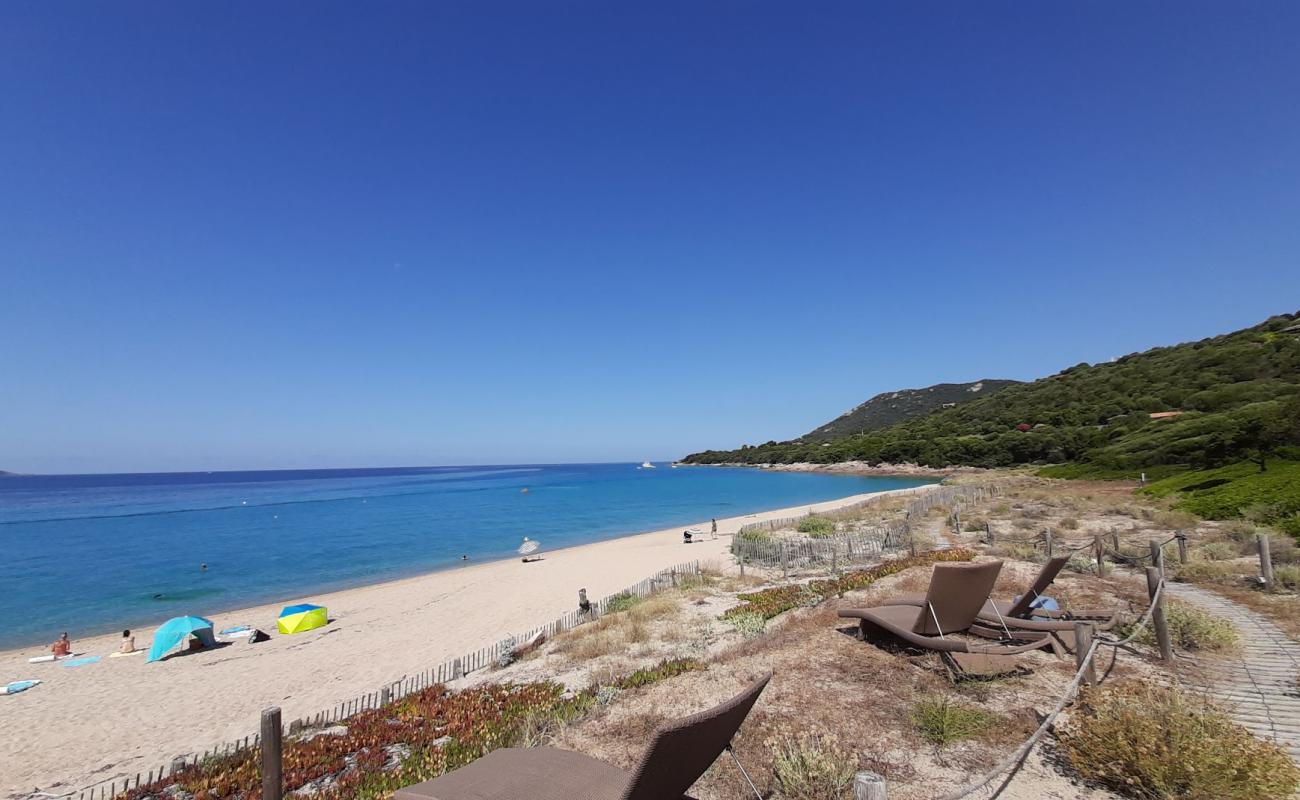 Plage Lyhara'in fotoğrafı parlak ince kum yüzey ile