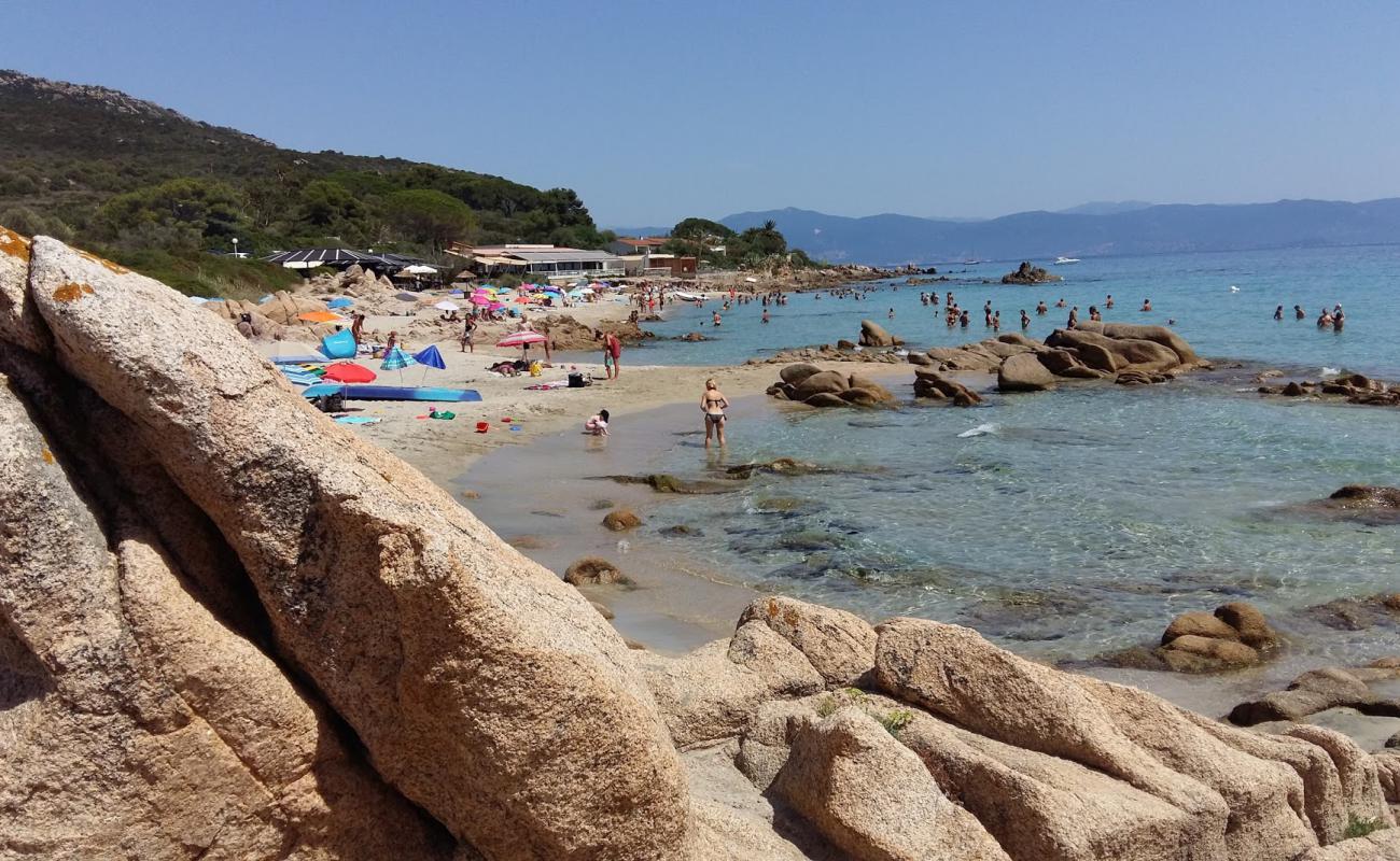 Ajaccio beach II'in fotoğrafı parlak kum yüzey ile