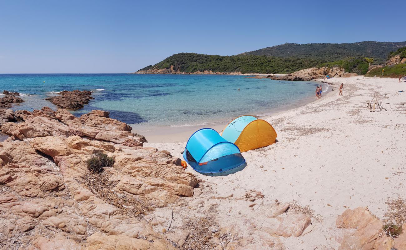 Stagnoli beach'in fotoğrafı parlak kum yüzey ile