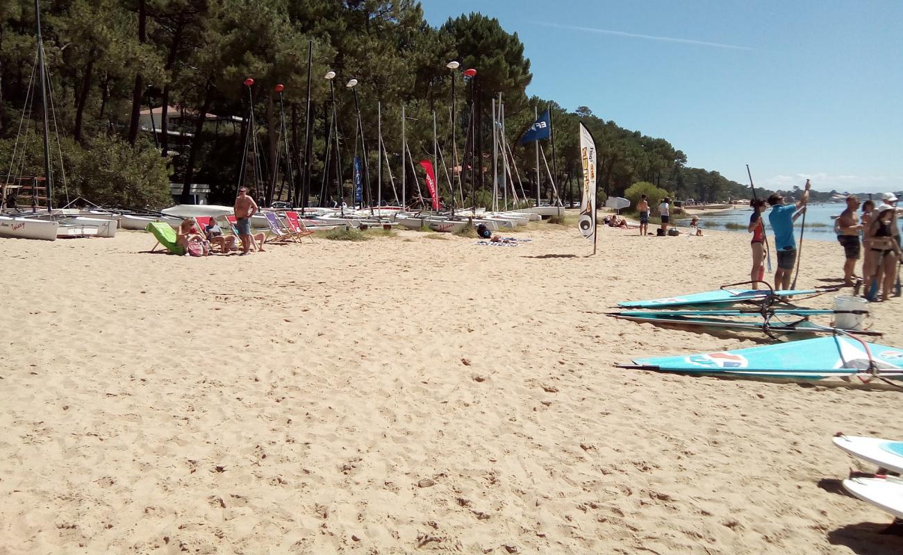 Plage du Rey'in fotoğrafı açık bej kum yüzey ile