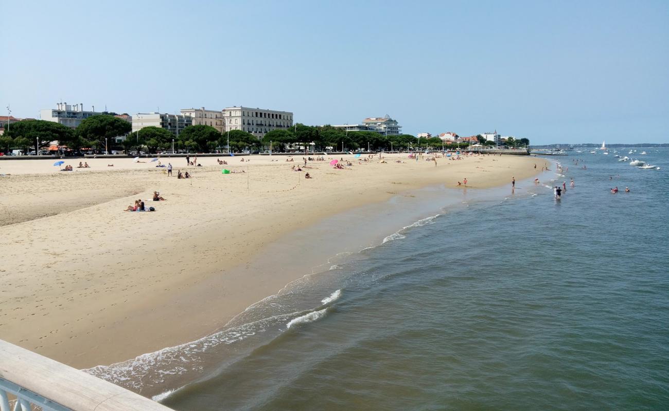 Arcachon Plajı'in fotoğrafı beyaz ince kum yüzey ile